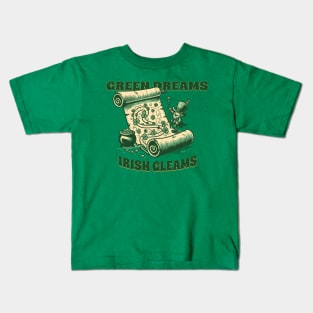 GREEN DREAMS IRISH GLEAMS Kids T-Shirt